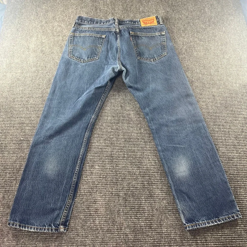 Levis 505 Regular Fit Jeans Mens 34x30 Blue Straight Leg Denim Pants Medium Wash